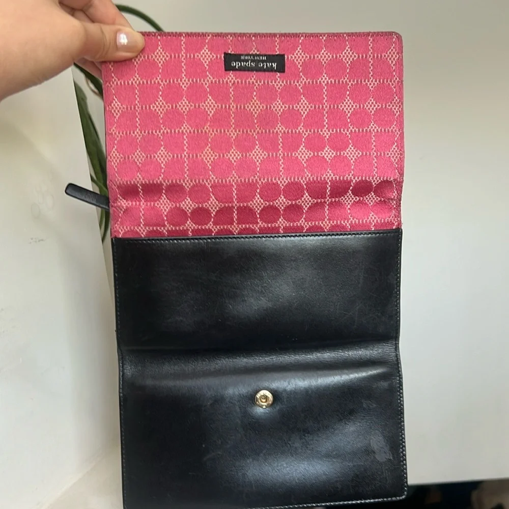 Kate Spade New York Pink Dot Noel & Black Leather Wallet - Picture 6 of 7